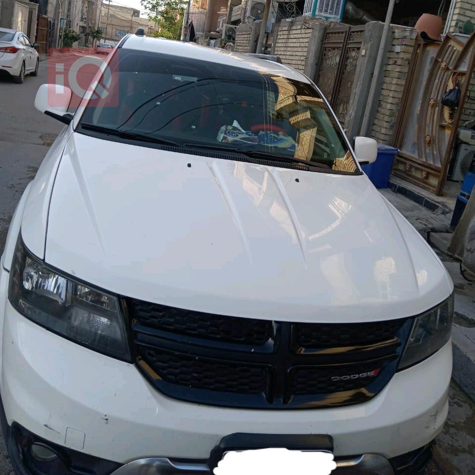 دودج جورني